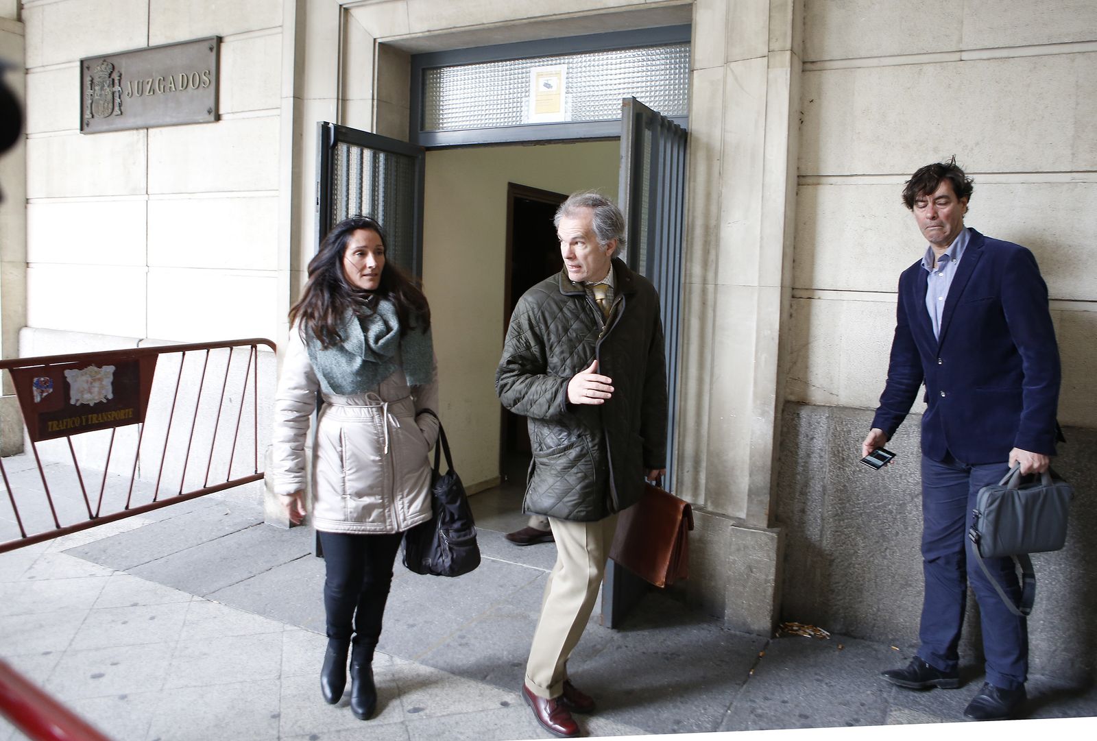 La juez María Núñez Bolaños sale de los juzgados.