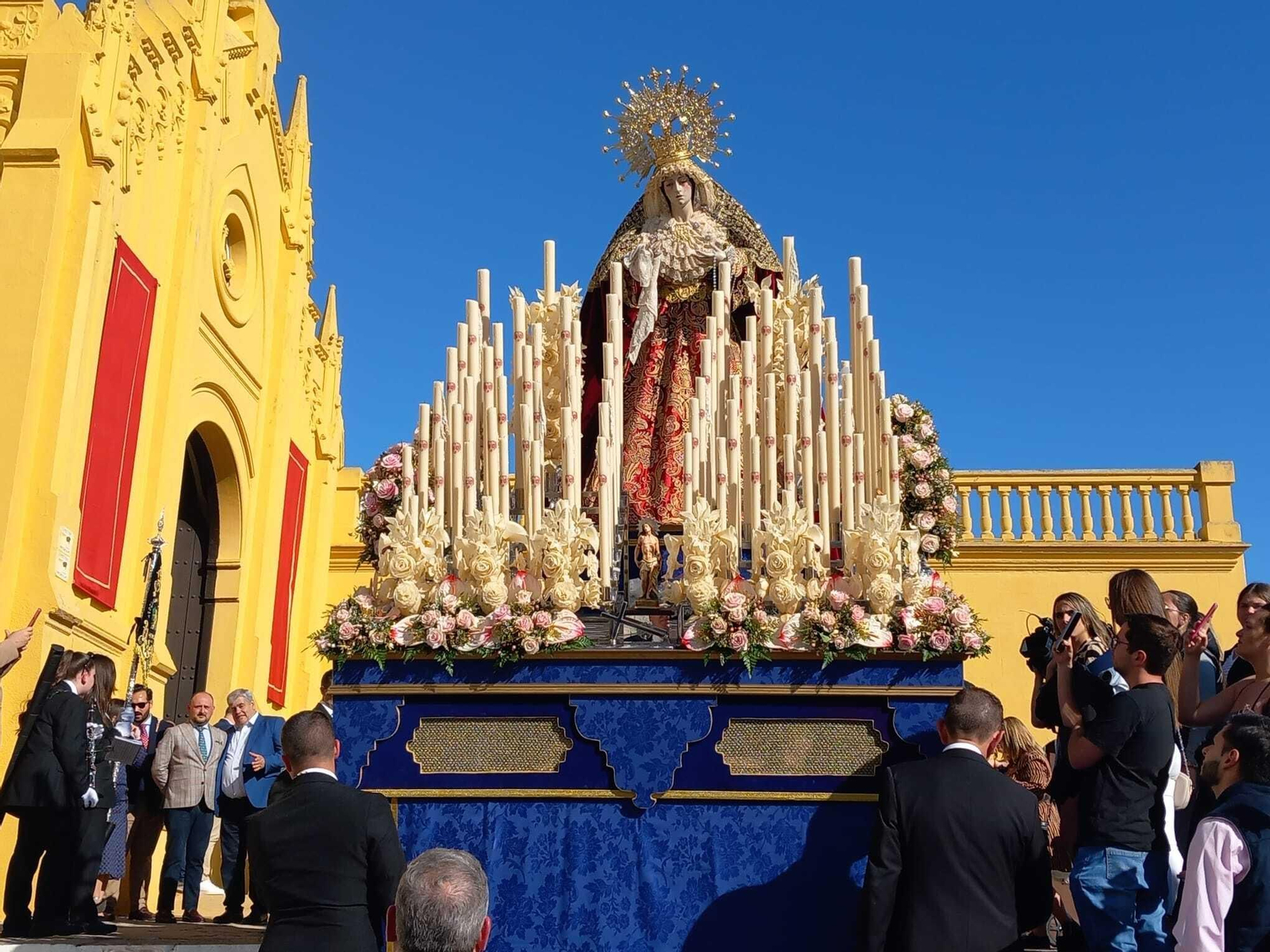 Las imágenes del Domingo de Ramos en Chiclana con La Borriquita y El Huerto