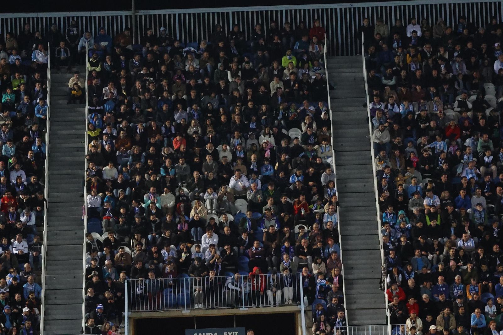 Búscate en las gradas en el Málaga-Deportivo