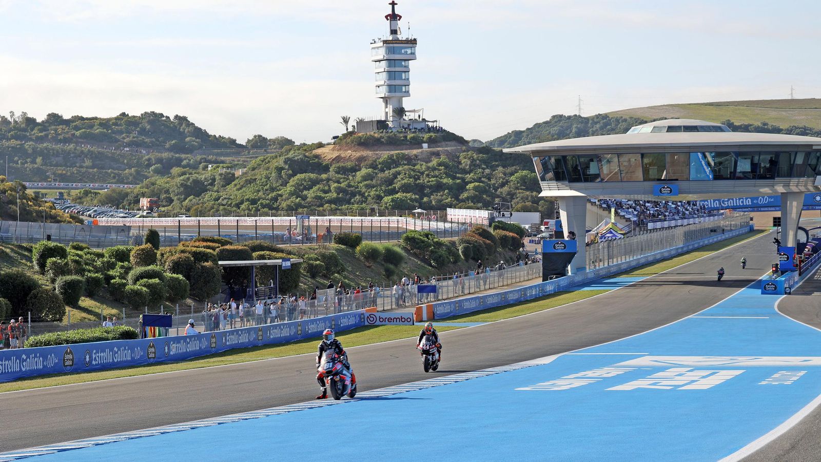 Imágenes de los entrenamientos de Moto2 del sábado en el Gran Premio de España en el Circuito de Jerez - Ángel Nieto