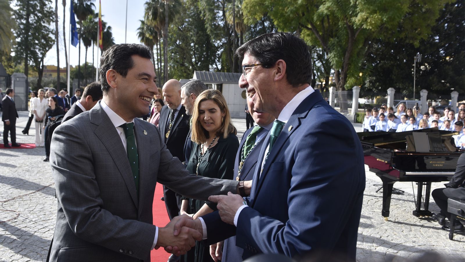 Acto institucional en el Pleno del Parlamento con motivo del Día de Andalucía