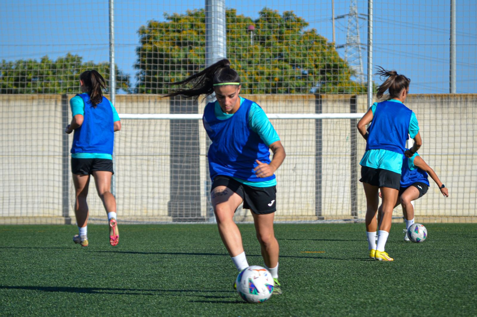 Jugadoras del Sporting, en el primer entrenamiento.