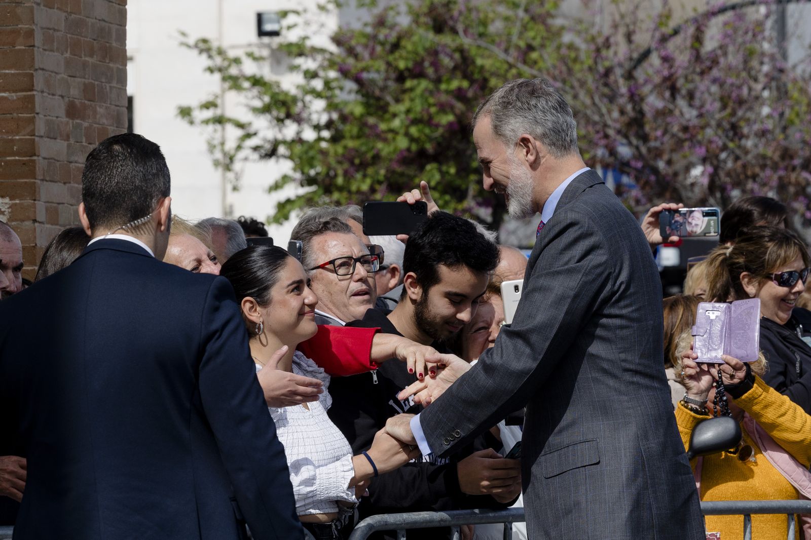 El rey Felipe VI visita Cádiz con motivo de la entrega del Premio Princesa de Girona Social 2024.