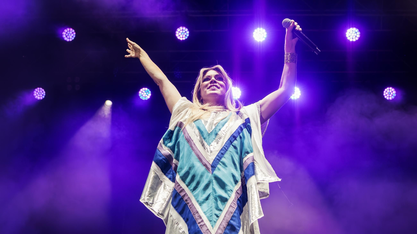 Búscate en el concierto tributo a Abba en Tío Pepe Festival en Jerez