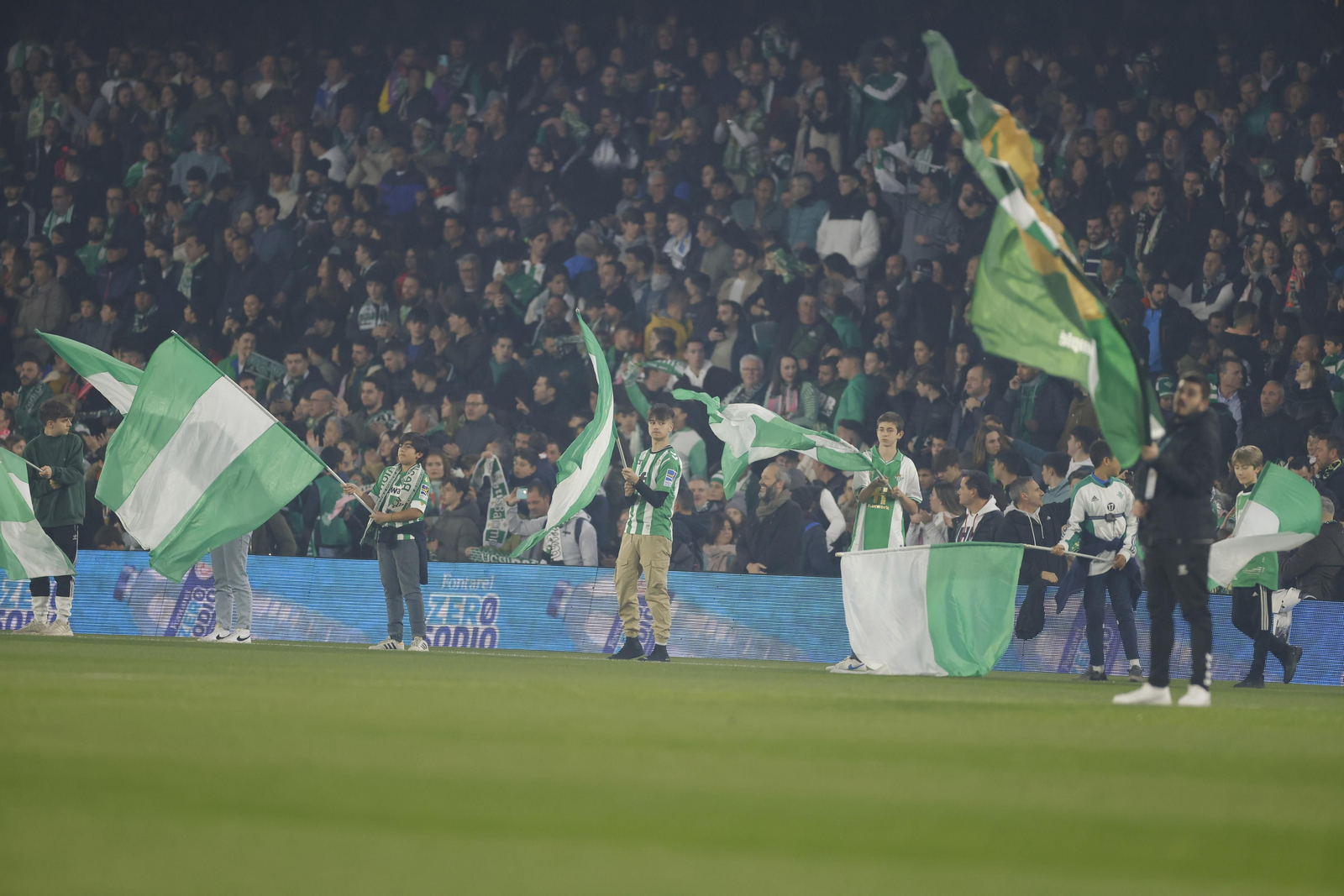 Búscate en las fotos del Betis-Celta