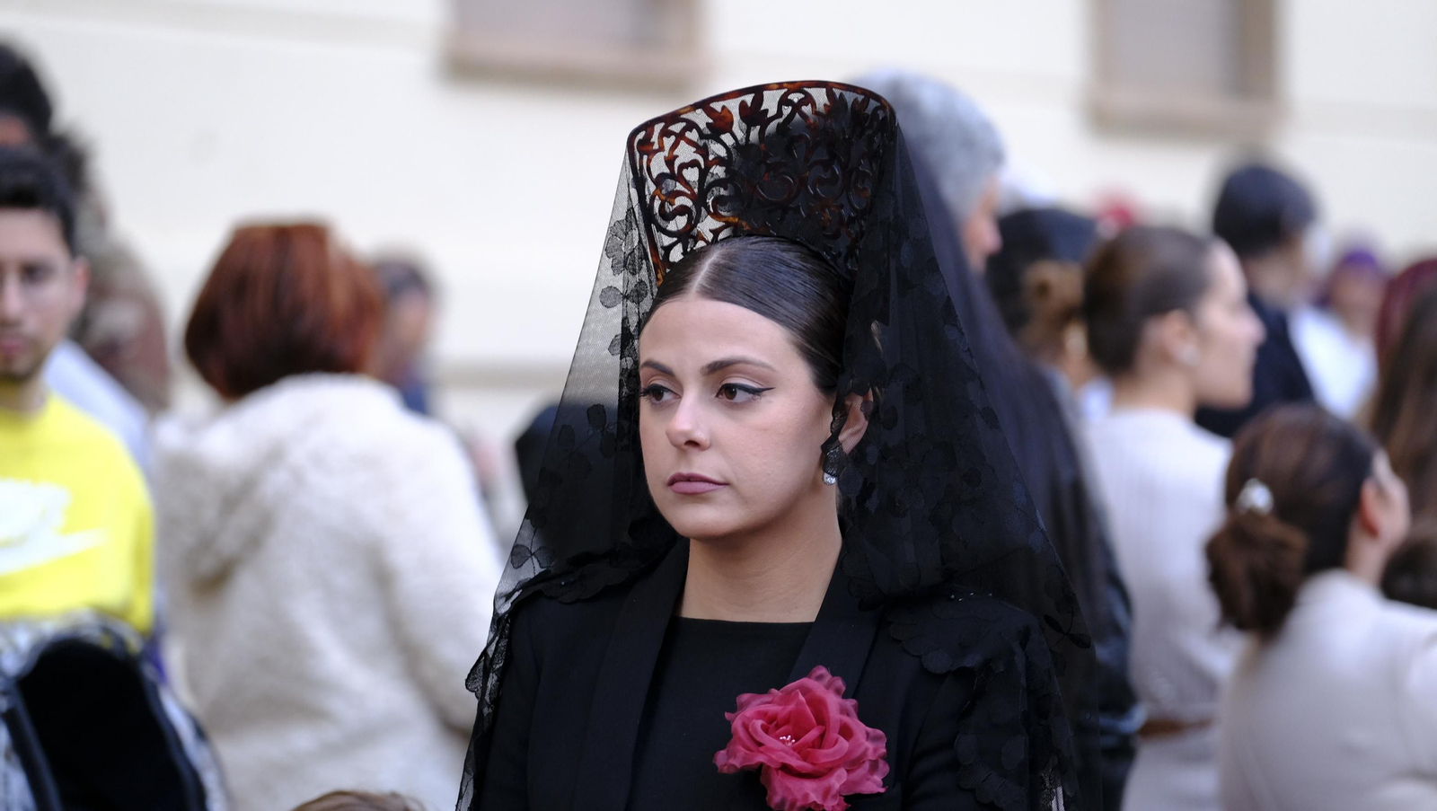 Coronación desaría al viento en su estación de Penitencia