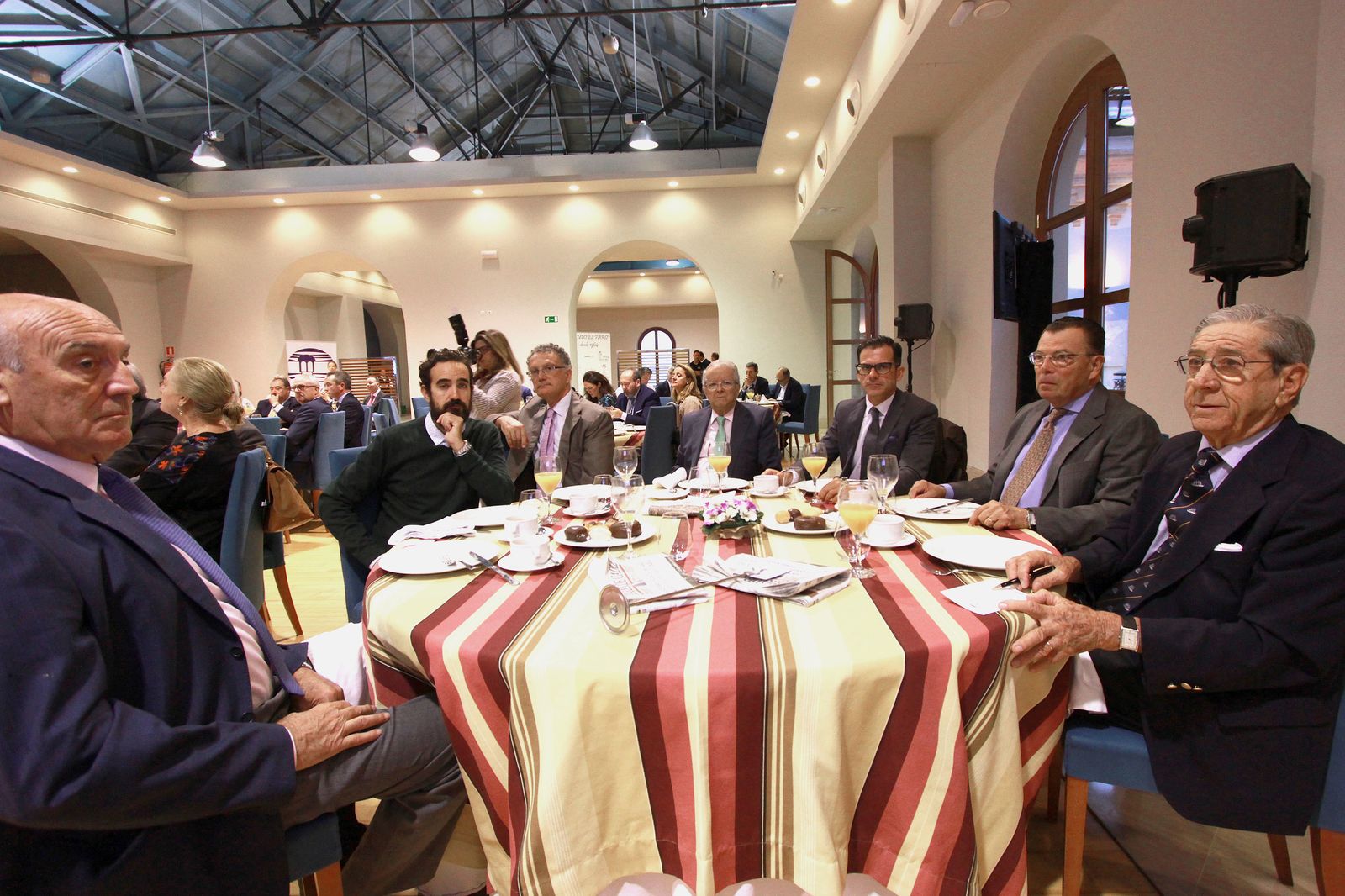 Juan Bernal, Fernando Aragón, Juan Manuel Gómez, Ildefonso Marqués, José Colón, J. Luis Tejada y José R. Pérez