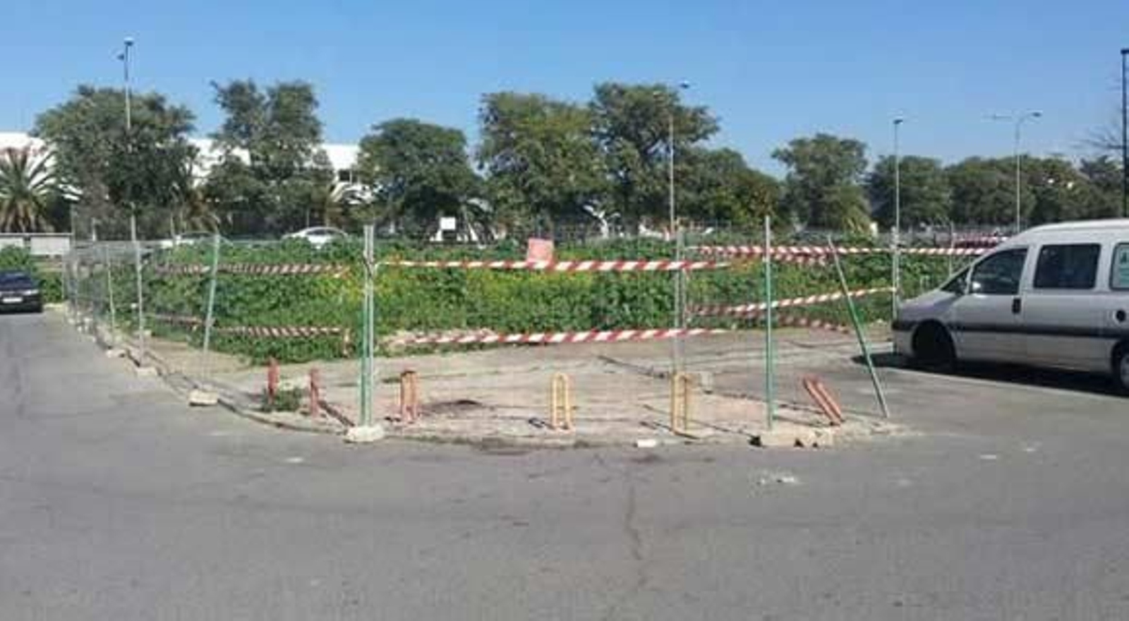 Iniciadas las obras del aparcamiento de la calle Mandarina