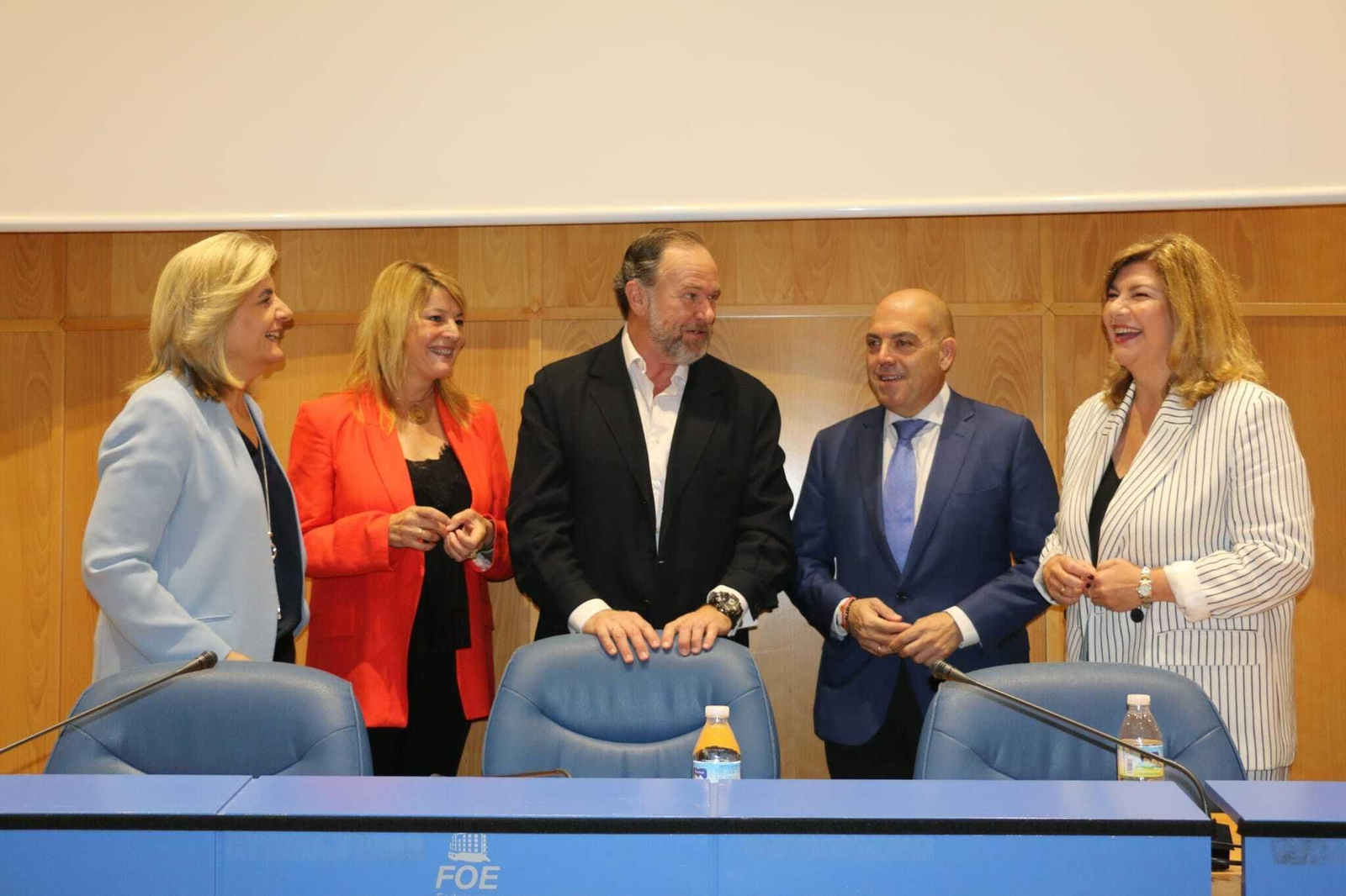 Fátima Báñez, Pilar Miranda, José Luis García-Palacios, Lorenzo Amor y Berta Centeno.