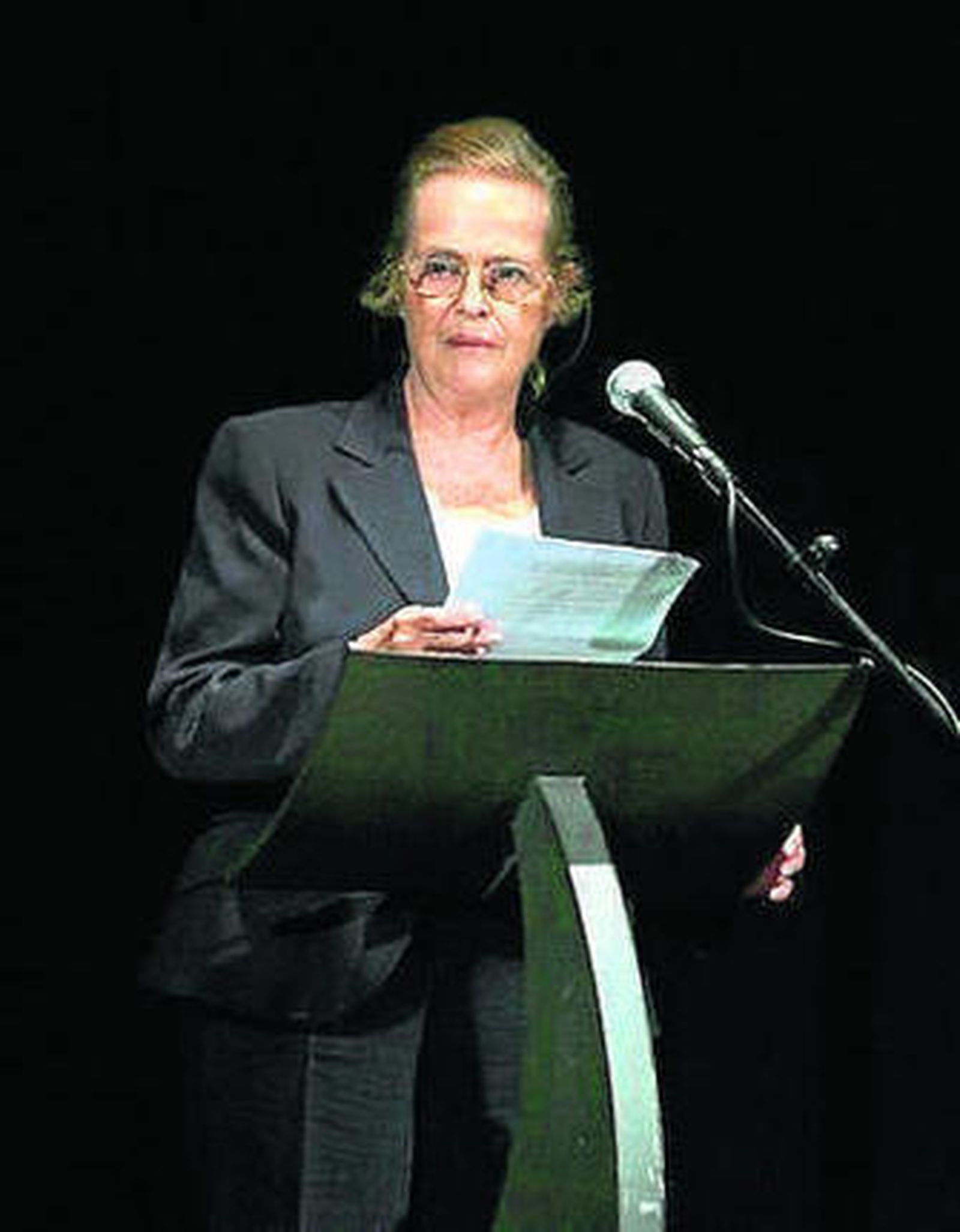 María Victoria Atencia.