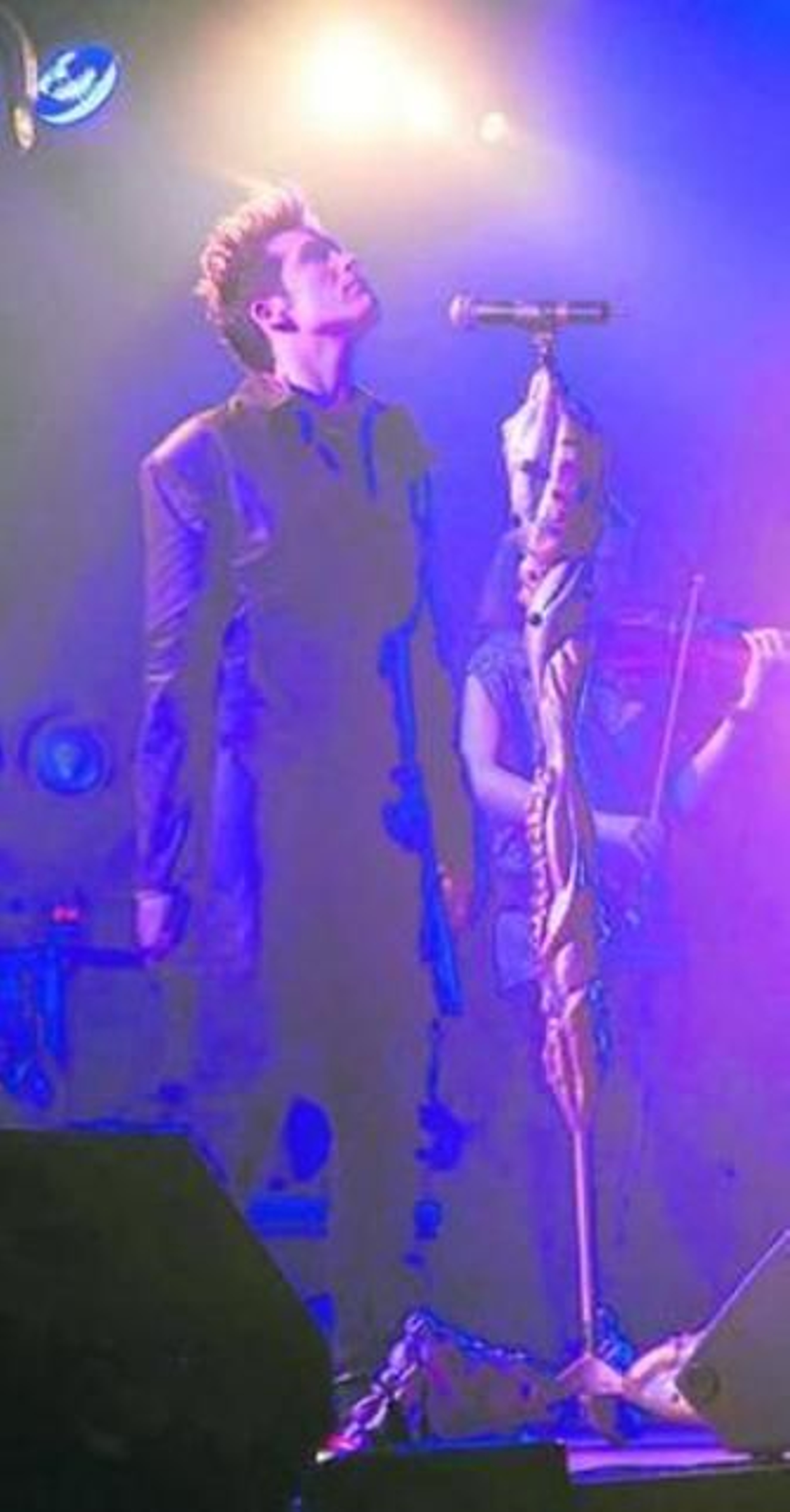 Arcano, en plena actuación.