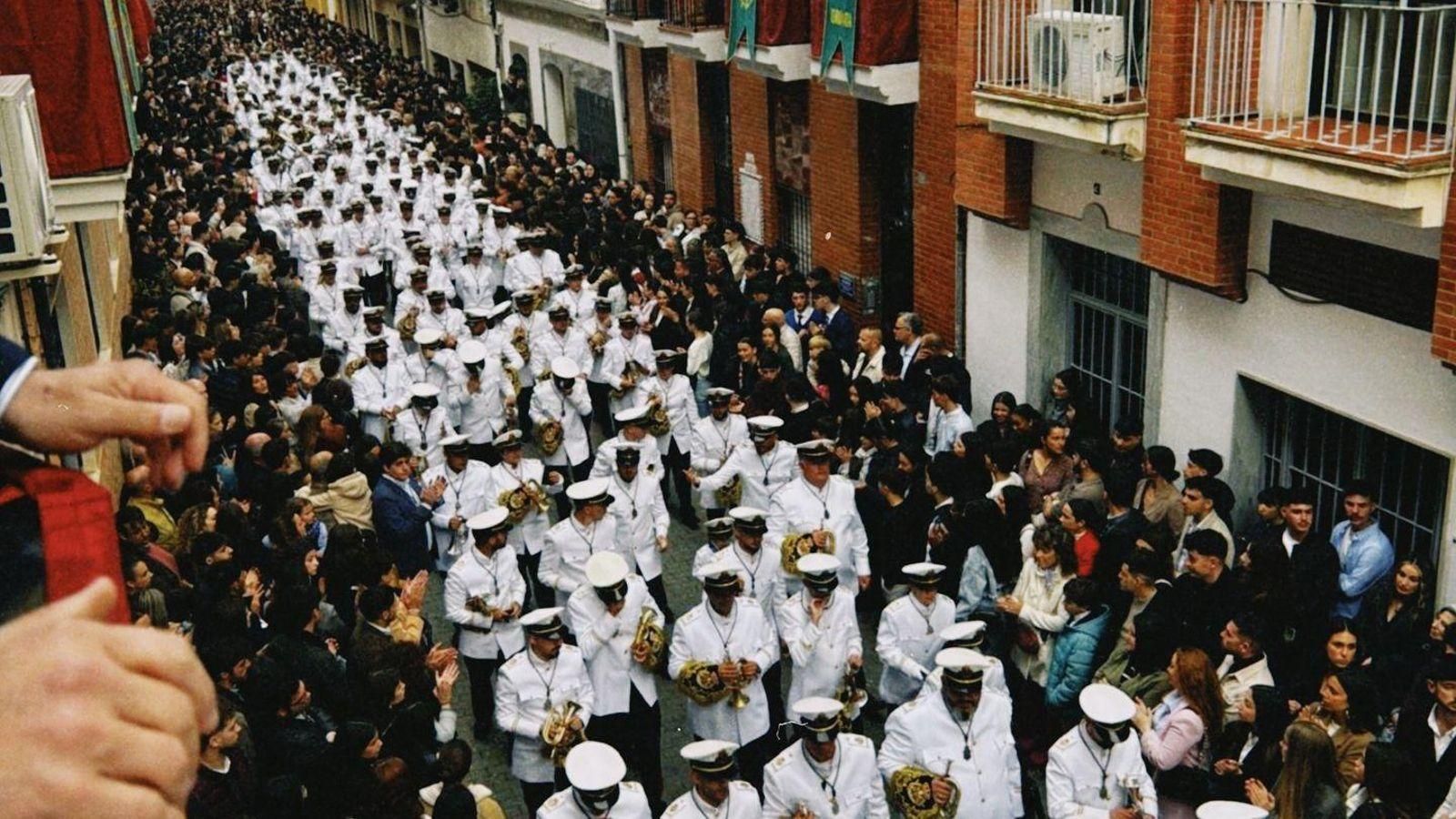 Marchas procesionales en Huelva.