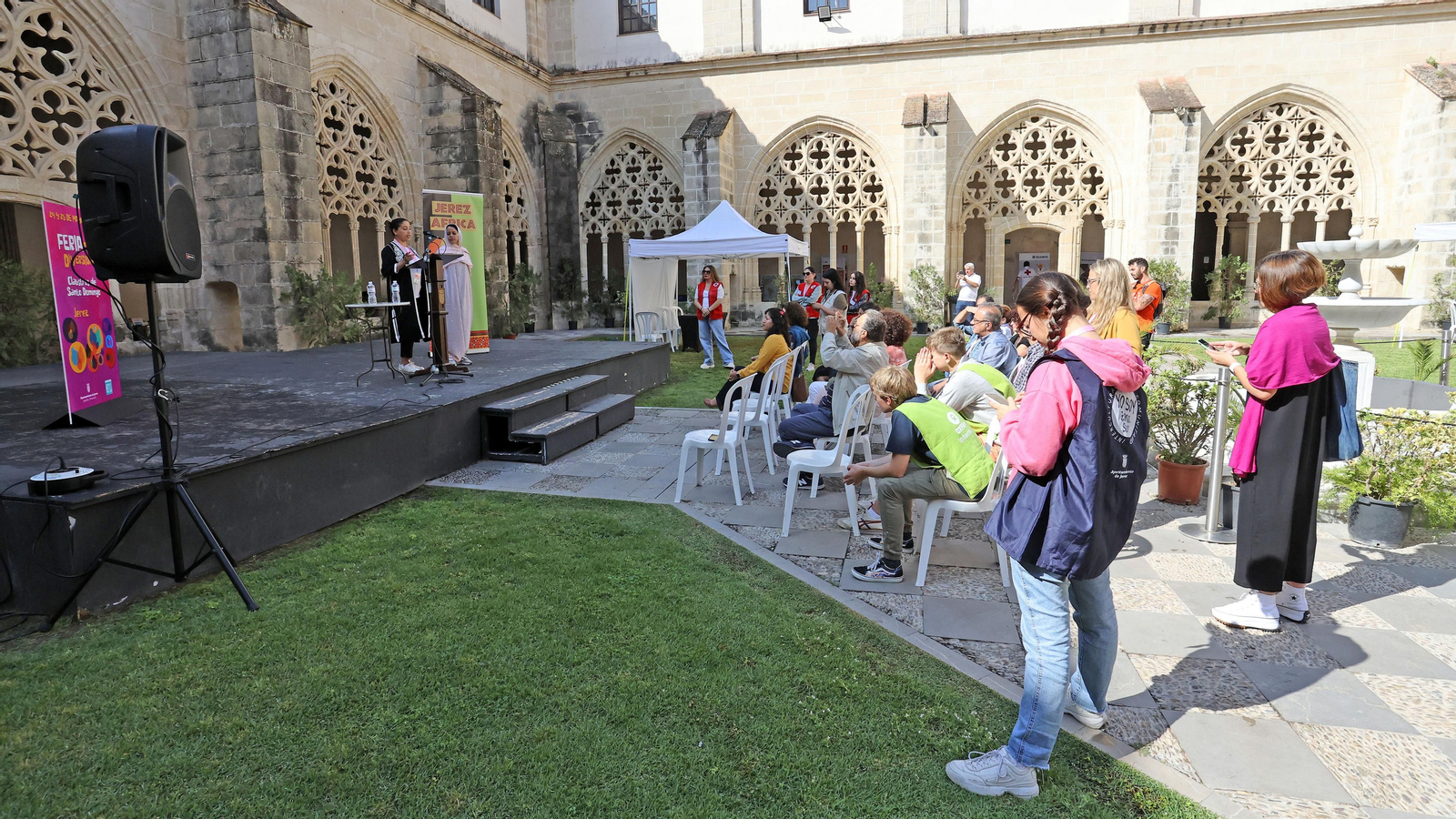 Manifiesto por el Día de África y Feria de la Diversidad en los Claustros de Santo Domingo