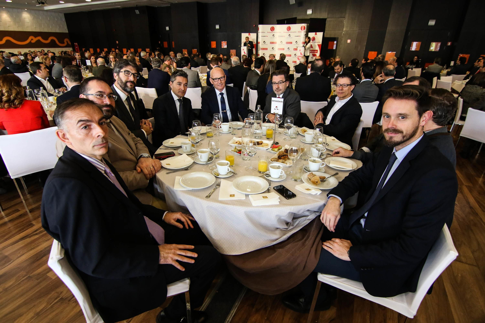 Francisco Donaire , Germán González, Luis Aribayos, Manuel Olivares, José de la Torre, Baldomero Oliver, Reynaldo Fernández, Ernesto Páramo, Manuel Gómez y Juan José Martín.