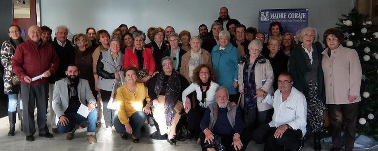 Jaime Rocha, Carmen y Pilar Bensusan, Carmen Sebastianes, Ernesto Pérez Díaz-Alersi, Eduardo Mas, Nina Armario, María José Giraldes, José Antonio Gomar, María del Mar Muñoz, Ela Manzano, Javier y Antonio Utrera, Pablo García escobar, Mariano Castellanos, Lola Salido, Mercedes Ravina, Carmen Bernal, Ana Sacaluga, Ana Lozano, Pepe Macías, Mercedes Hormaeche, Toñí Ortiz de Galisteo y José Antonio Muñoz Orihuela.