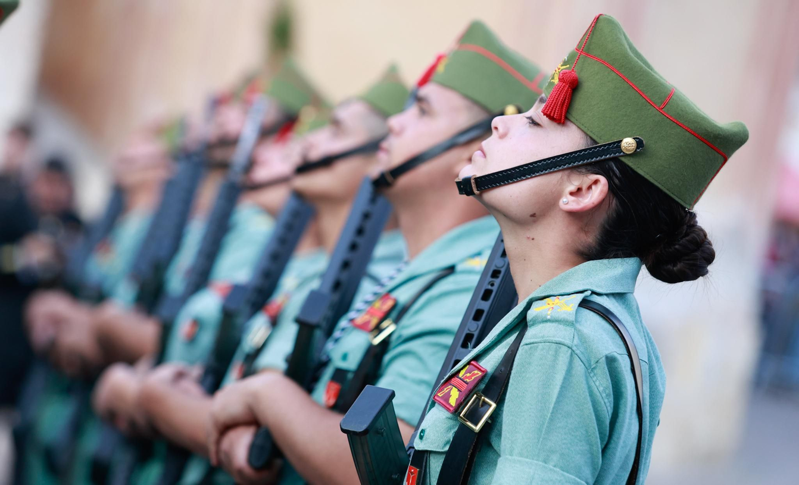Mena y la Legión en su procesión del Jueves Santo en Málaga, en fotos Mena y la Legión en su procesión del Jueves Santo en Málaga, en fotos