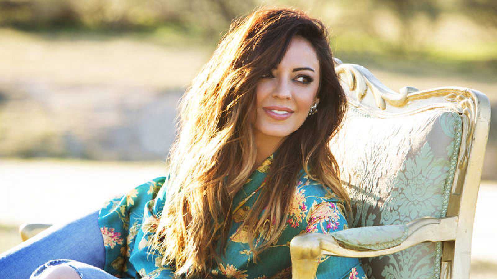 Las chicas: la cantante Merche, la actriz Rossy de Palma, la nadadora Gemma Mengual, la 'influencer' Patry Jordan, la actriz Topacio Fresh y la empresaria Amelia Bono. Los chicos: El Hombre de Negro, el cómico Manu Sánchez, el modelo Pelayo Díaz, el actor Fernando Guillén Cuervo, el  piragüista Javier Hernanz y el cantante David Bustamante.