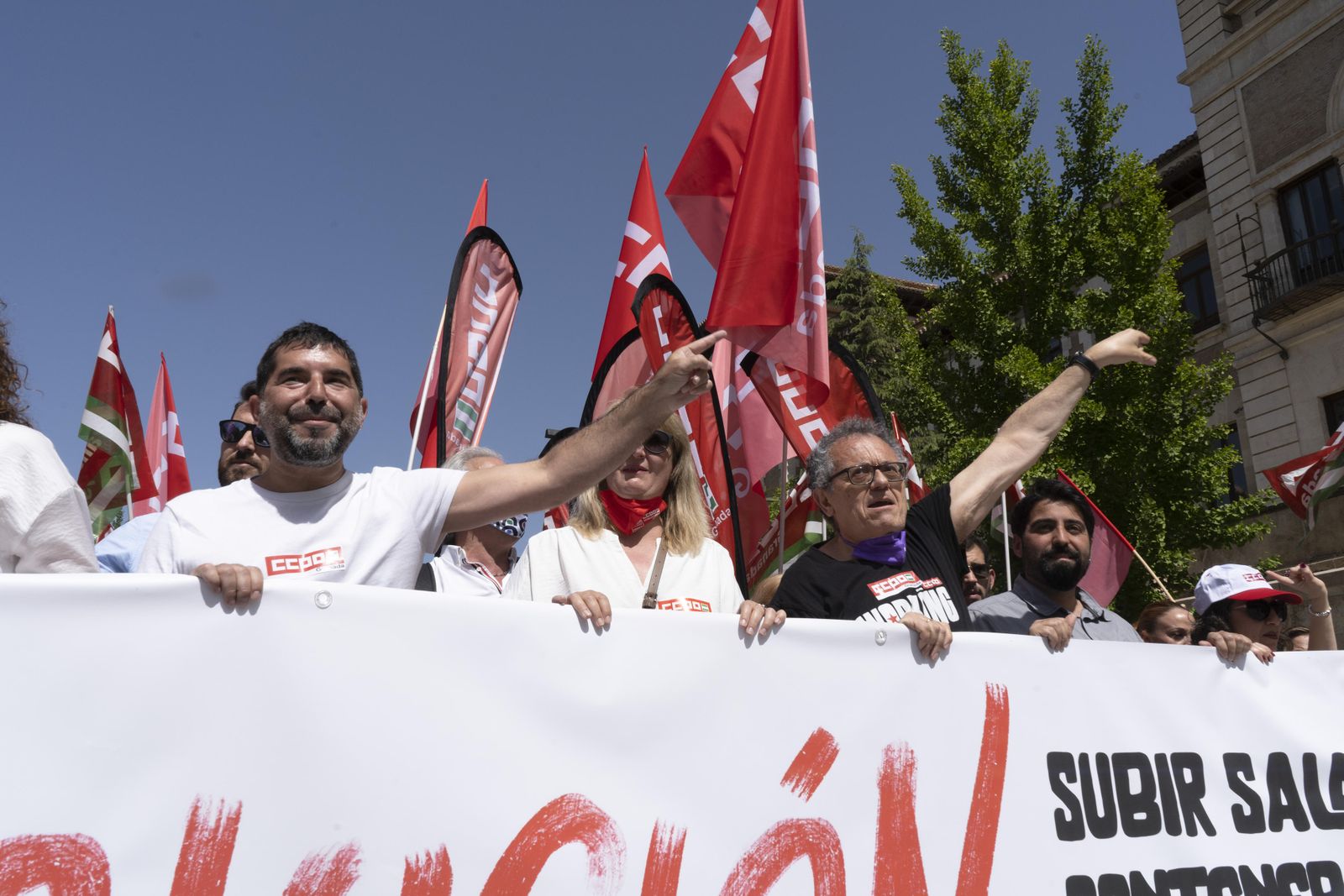 La manifestación por el Día Internacional del Trabajo de Granada, en imágenes