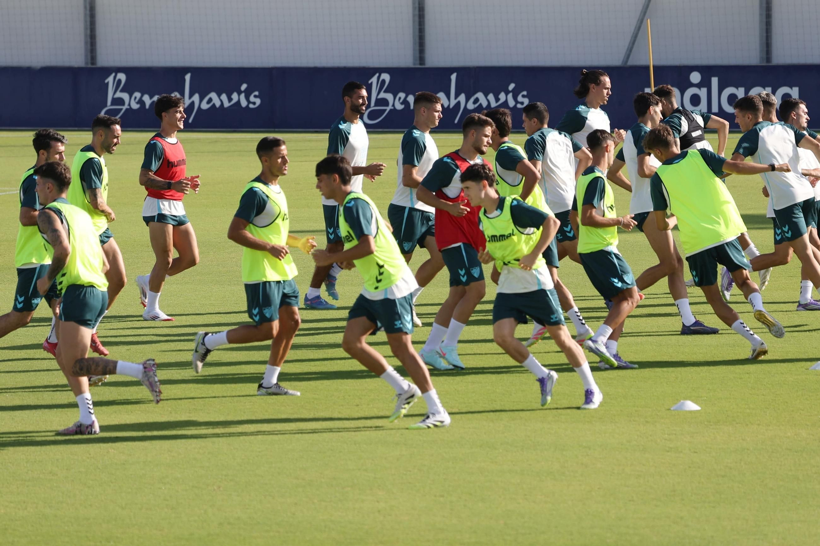 El Málaga CF se muda a la Ciudad Deportiva sin Eneko Jauregi