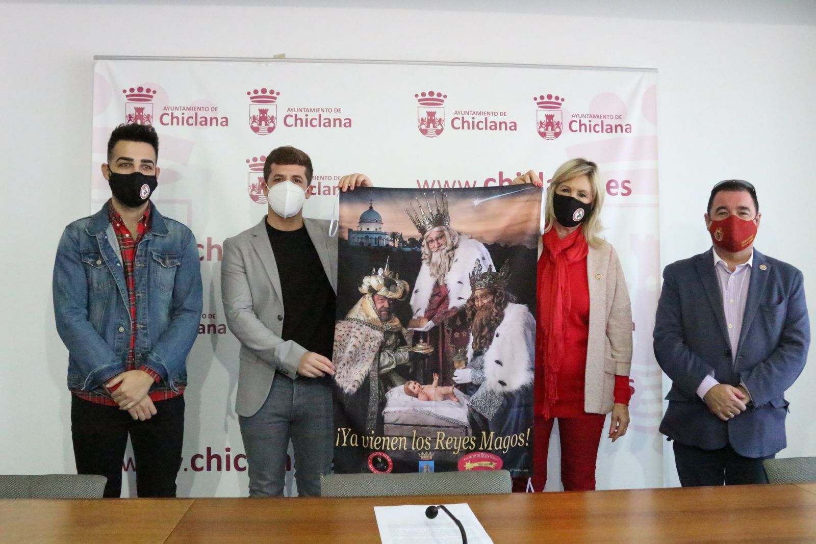 Acto de presentación de las banderolas y de las próximas iniciativas organizadas por la Asociación de Reyes Magos.