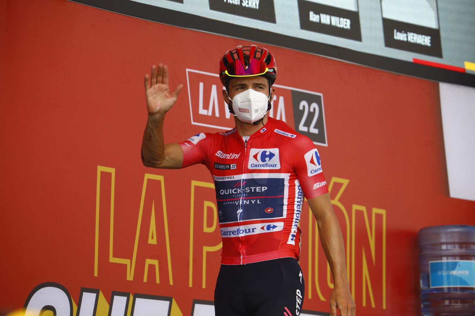 Montoro vibra con la salida de etapa de La Vuelta, en imágenes