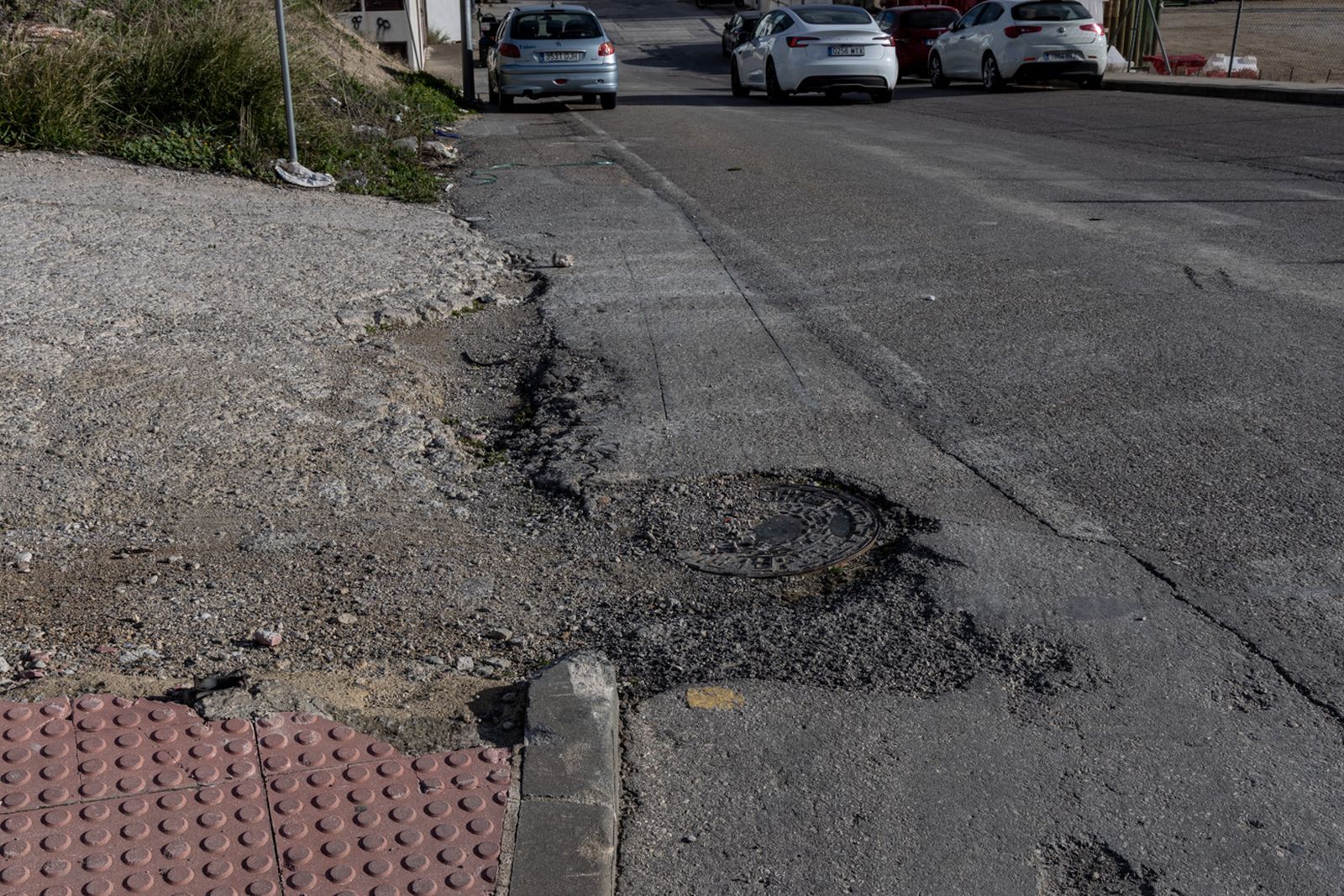 El estado de deterioro del polígono de Los Olivares