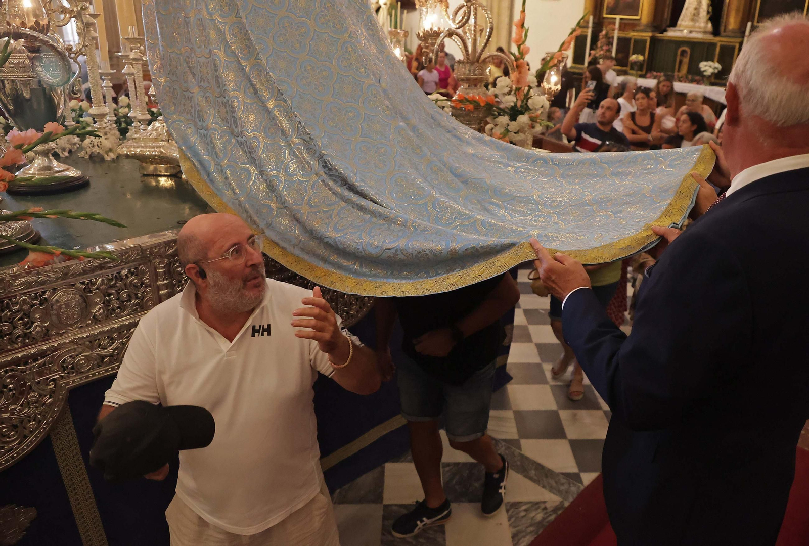 La tradición bajo el manto de la Virgen de la Luz de Tarifa, en imágenes