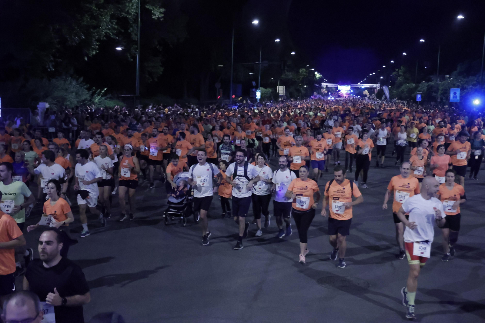 Búscate en la Carrera Nocturna de Sevilla (8)