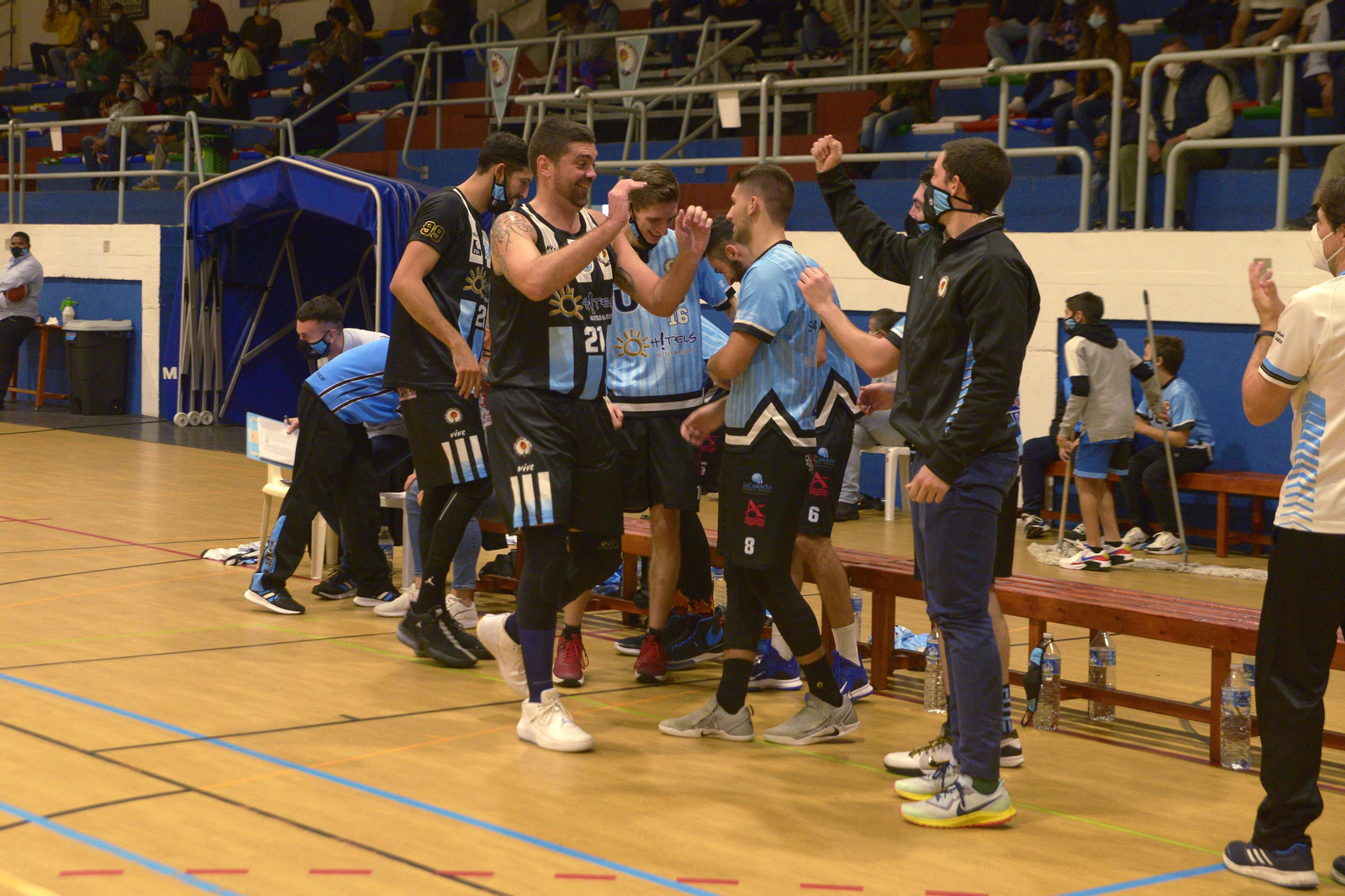 Paritdo entre  la Unión linense  de balocesto y CB La Zubia