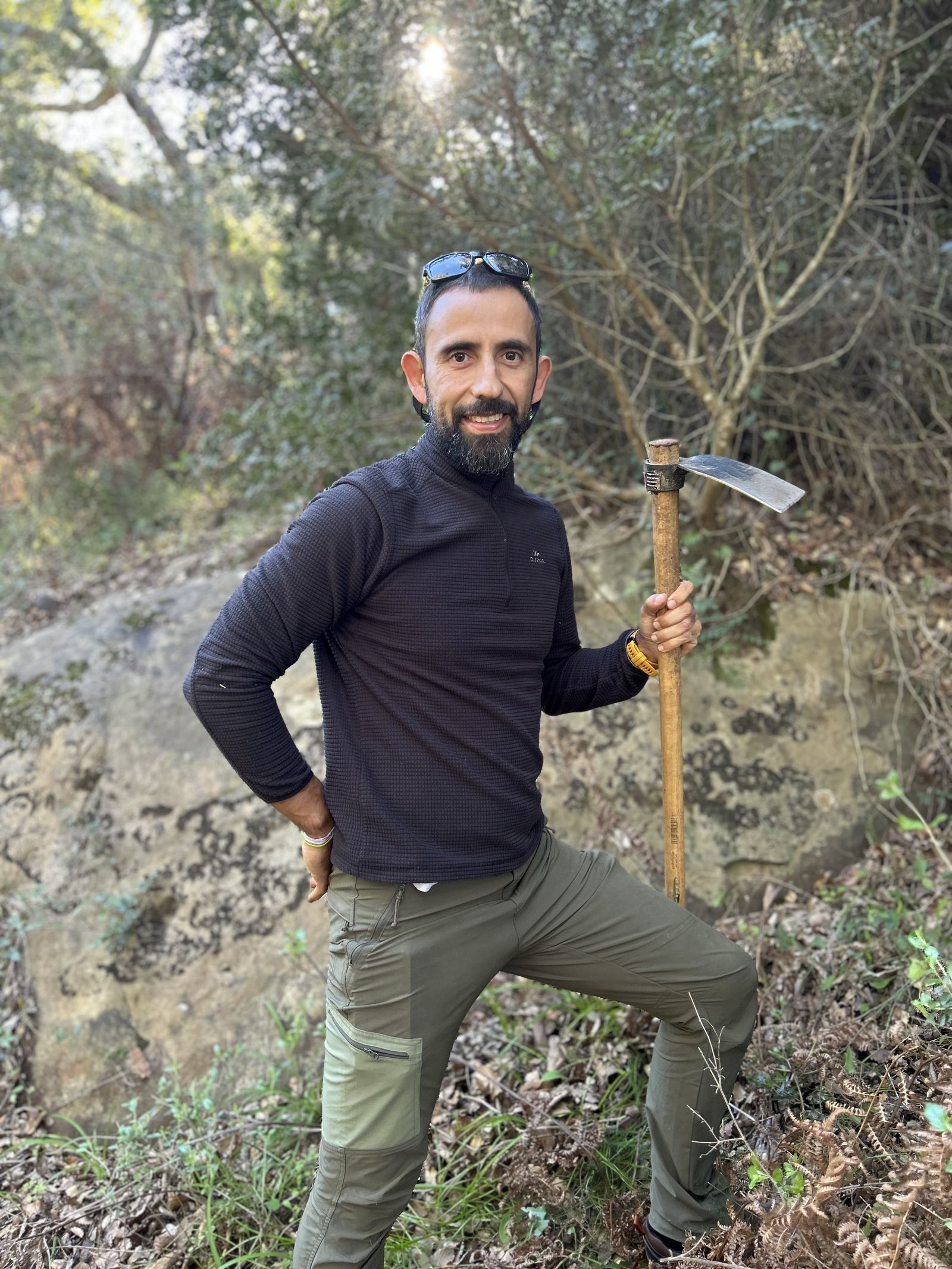 Jornada de reforestación en El Palancar por trabajadores de Acerinox, en imágenes