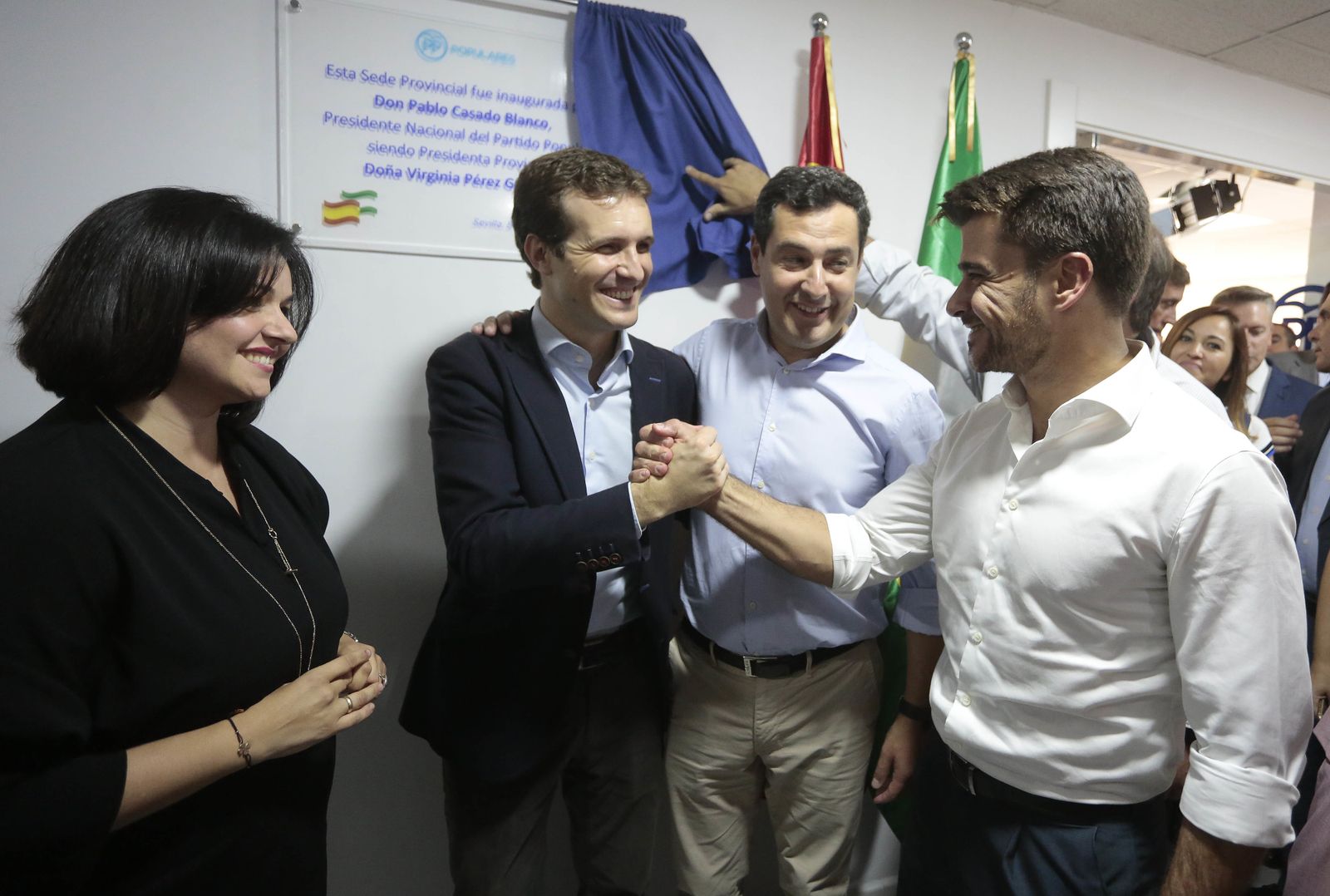 Moreno y Casado se reparten, a duras penas, las listas.