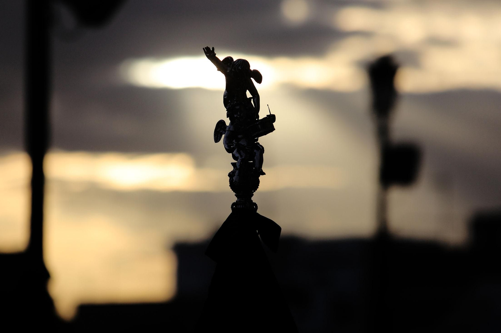 Imágenes de Pasión en su procesión por Huelva