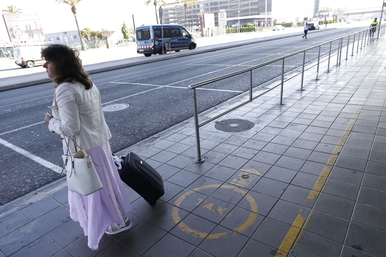 Parada de taxis vacía en el aeropuerto de Barcelona
