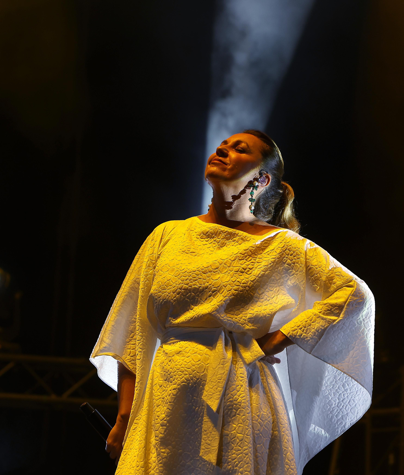 Niña Pastori en un momento del concierto de la Plaza de Toros de la Maestranza.