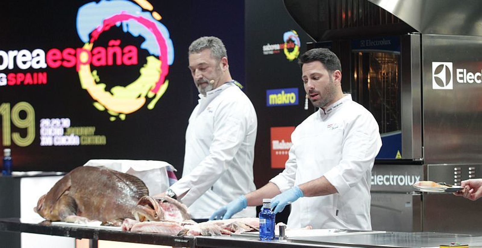 Pedro Giménez de Tribeca y Juanlu Fernández de Cañabota durante su intervención en Madrid Fusión