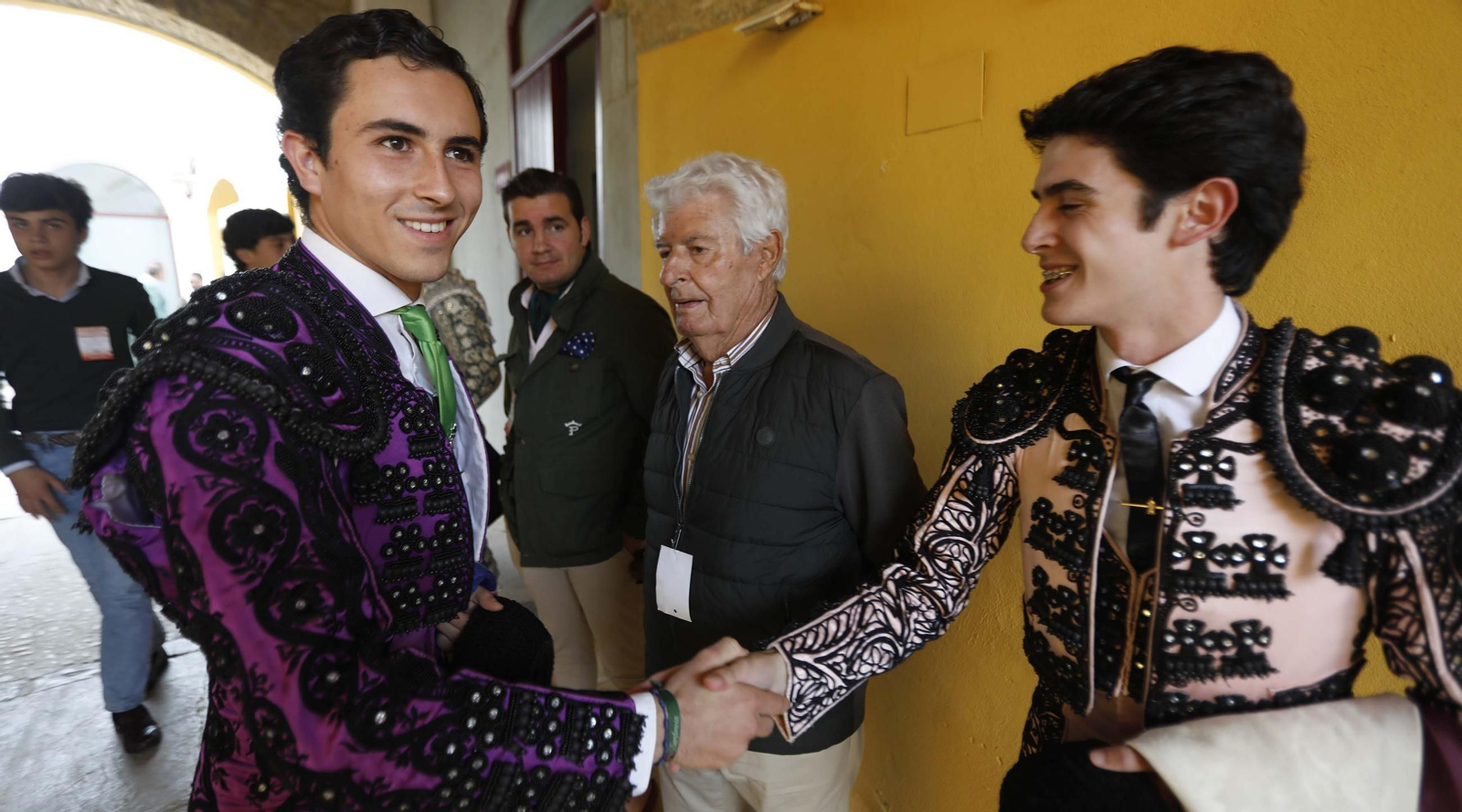 Las fotos de la novillada final de las escuelas taurinas de Cádiz, en La Línea