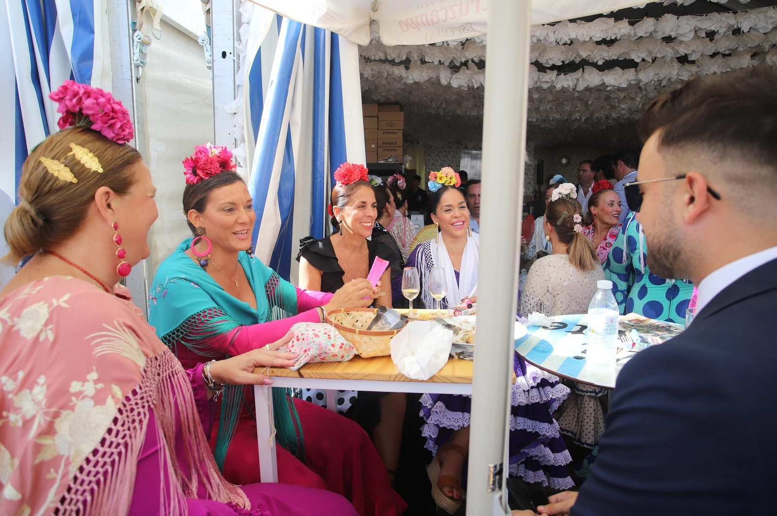 Feria del Caballo 2023: Imágenes del ambiente en la tarde del sábado