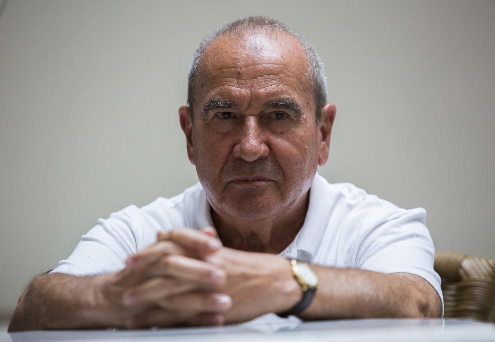 Alberto González Troyano