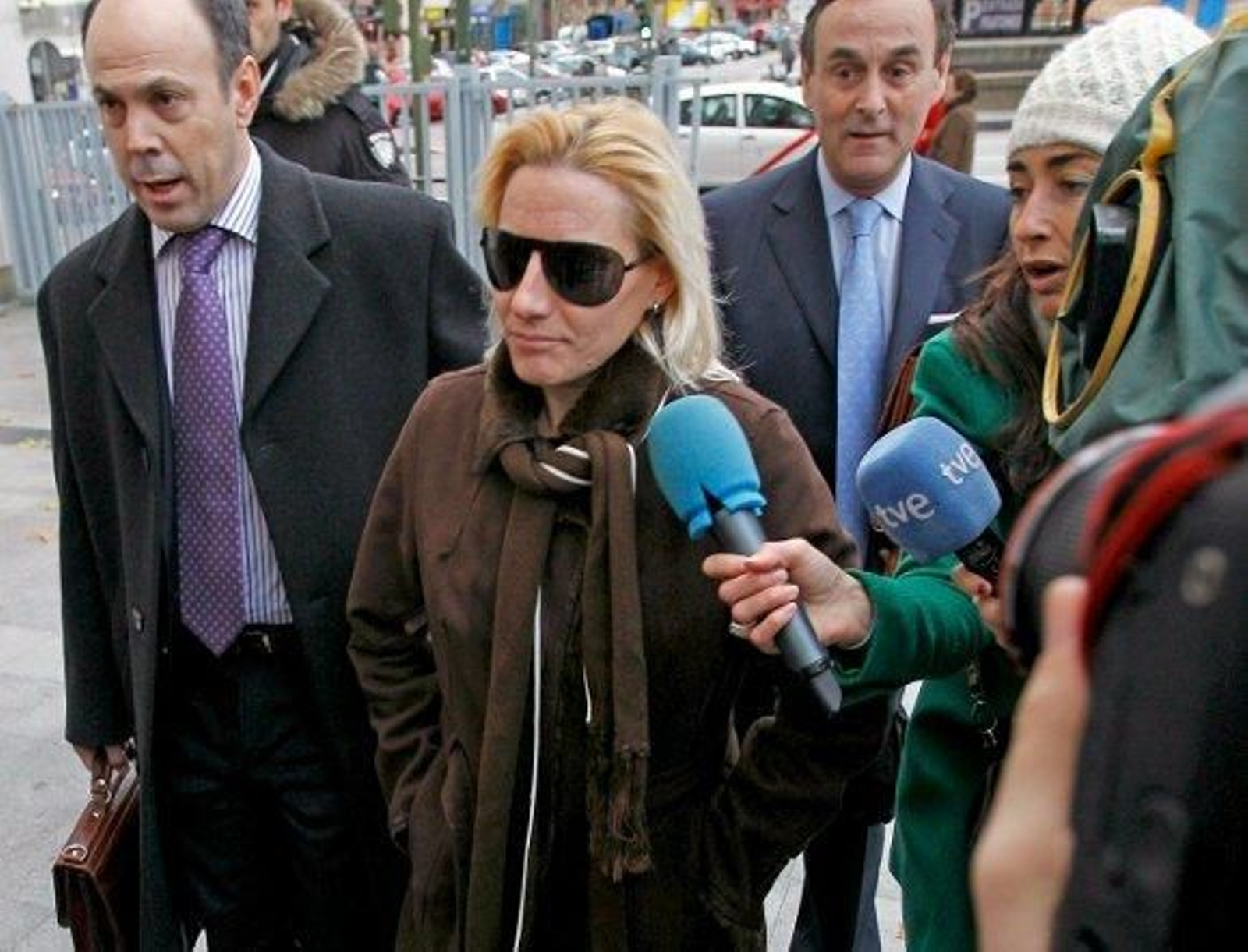 El PP insta a Rubalcaba a explicar el archivo de las diligencias contra Marta Domínguez