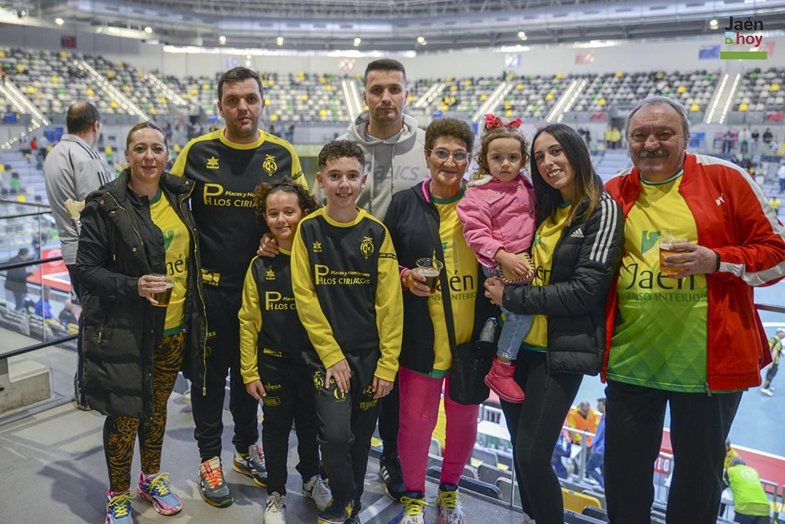 Búscate en las gradas del Olivo Arena en el Jaén Paraíso Interior - Inter Movistar