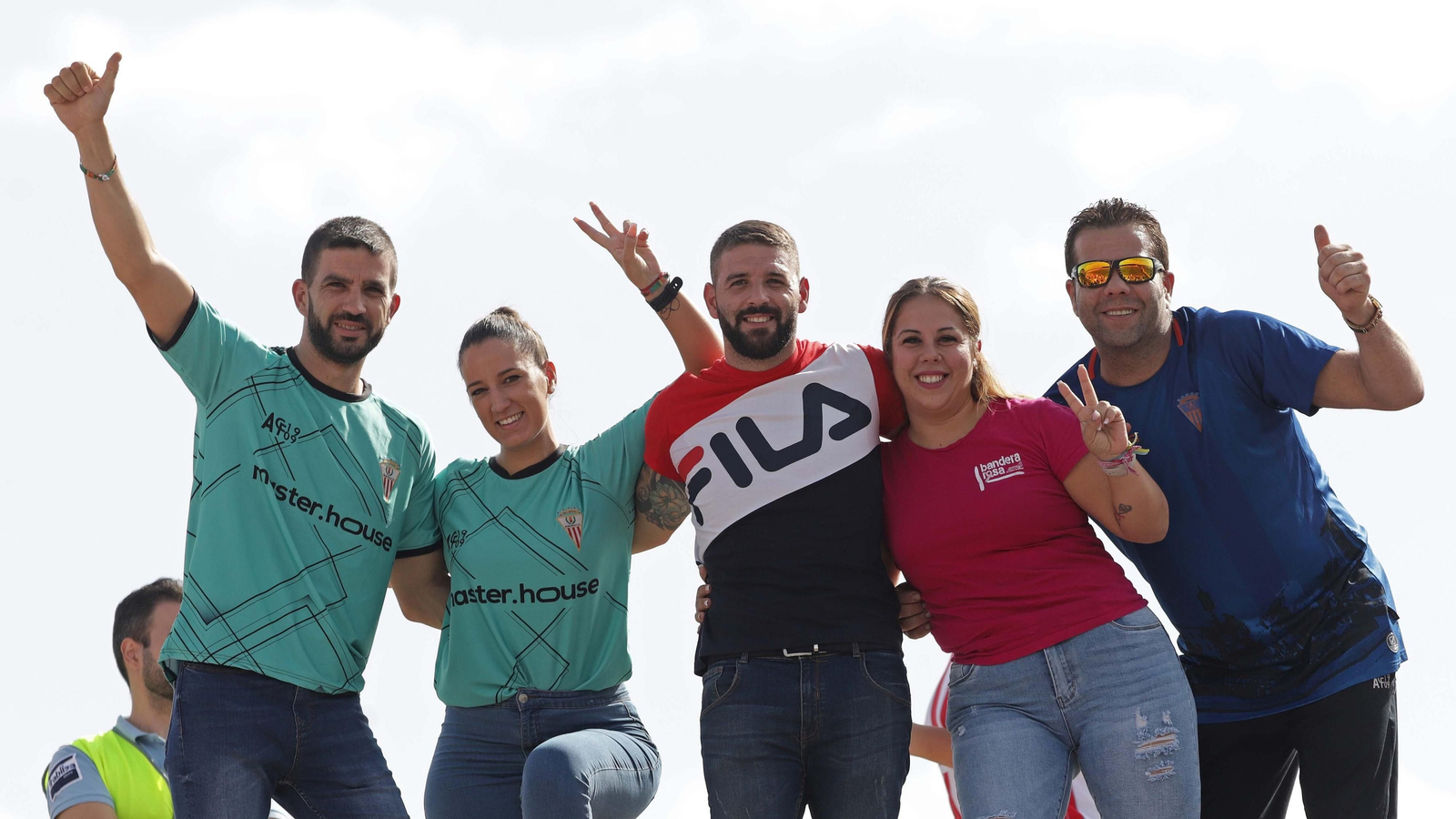 Fotos de la afición en el Nuevo Mirador