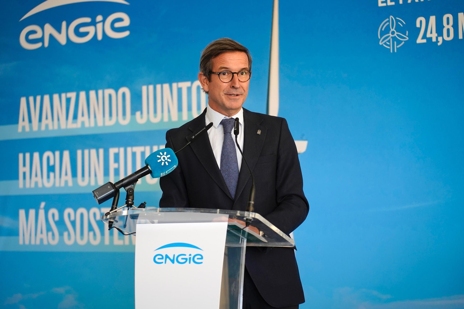 Las fotos de la inauguración de los parques eólicos El Padrón y Cerro Cabello de Los Barrios