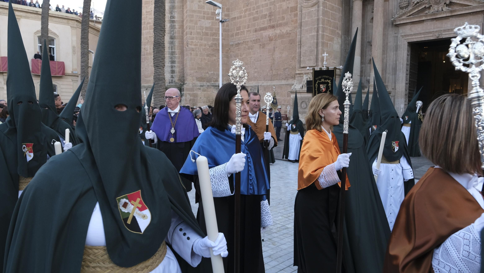 Procesión de Estudiantes en Almería, en imágenes