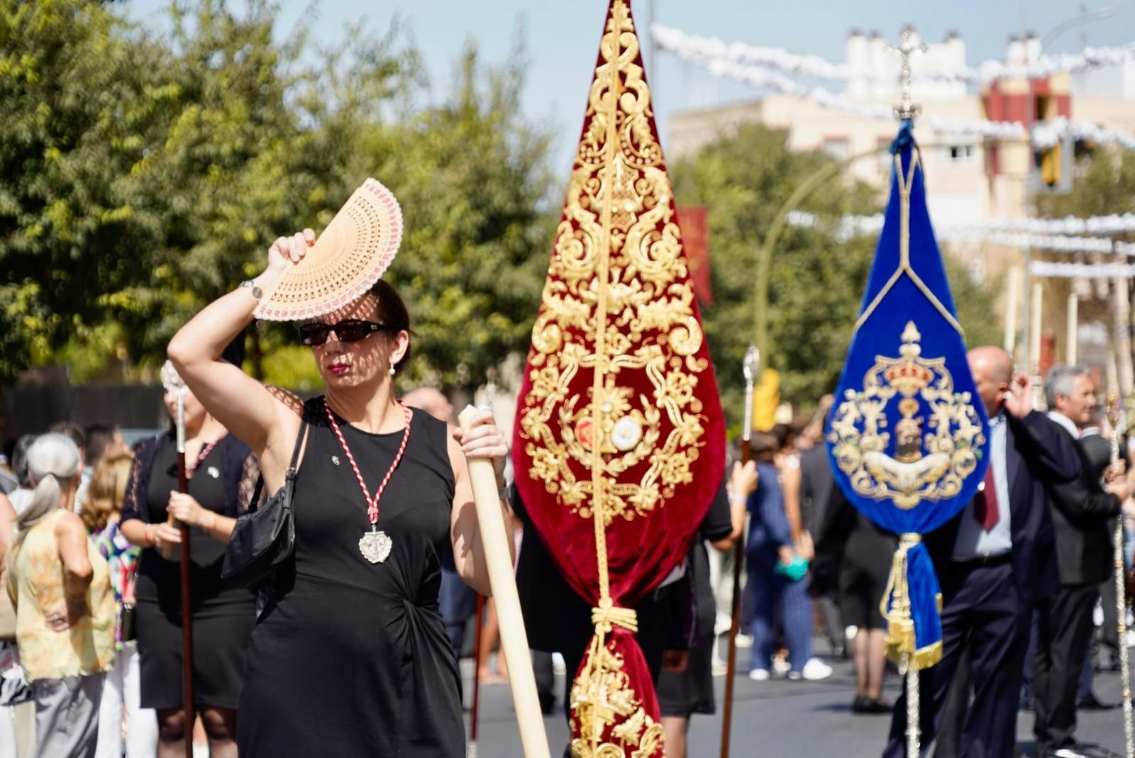 Imágenes de la salida de Nuestra Señora de los Dolores en la Magna Mariana de Huelva