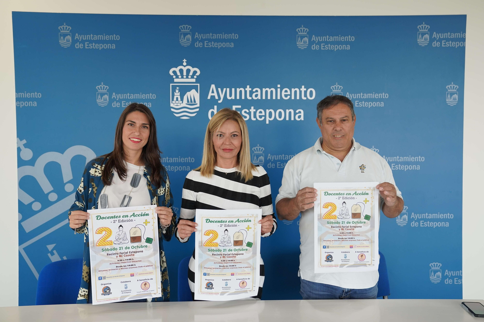 De izquierda a derecha, Ana María Fernández, Paula Herrera y Luis Rodríguez.