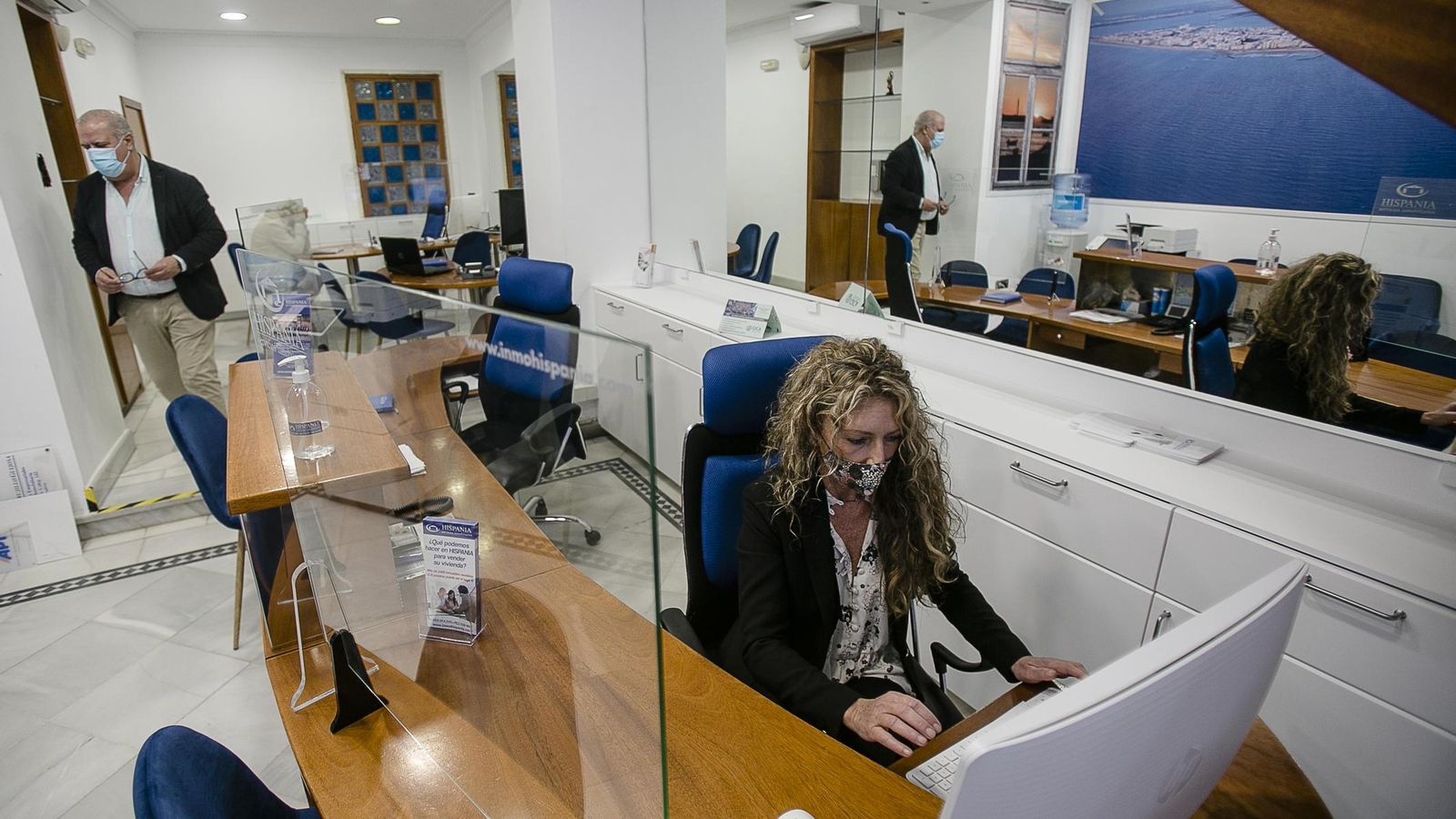 Una de las oficinas de la Inmobiliaria Hispania en Cádiz.