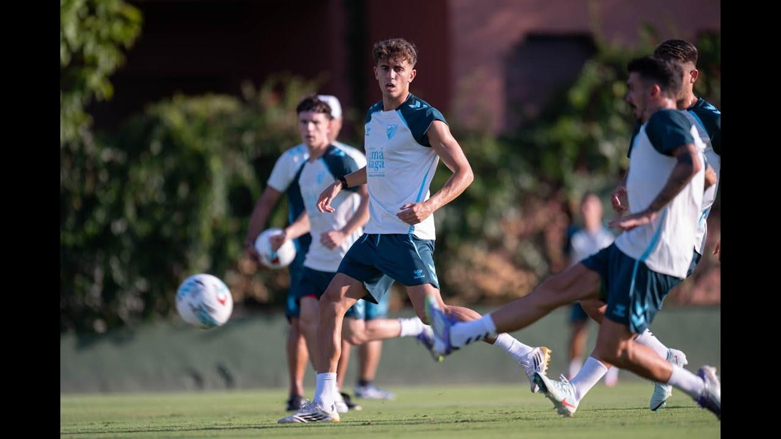 Jornada vespertina para comenzar el stage en Estepona