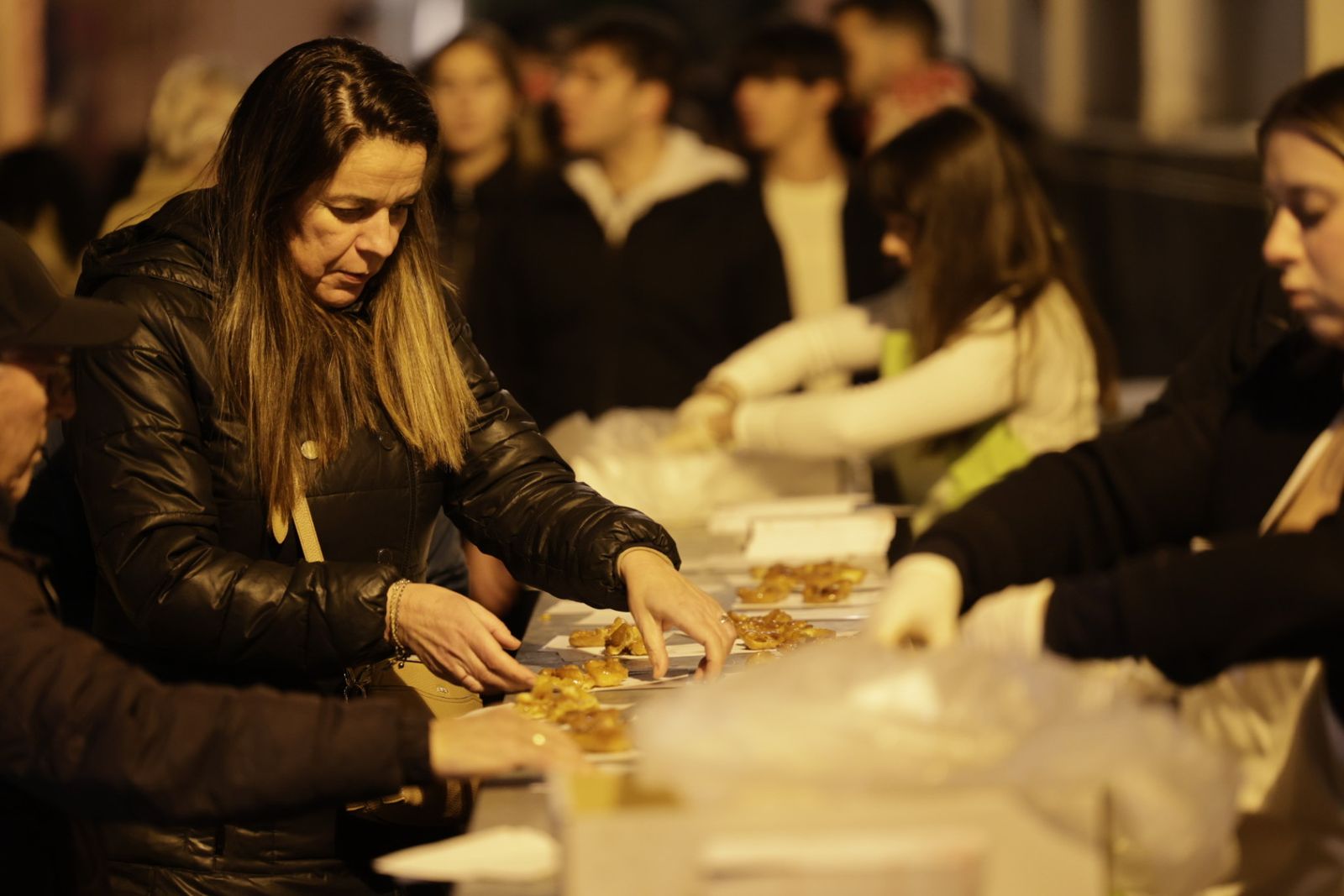 Las imágenes de la Pestiñada populatr del Carnaval de Cádiz 2026