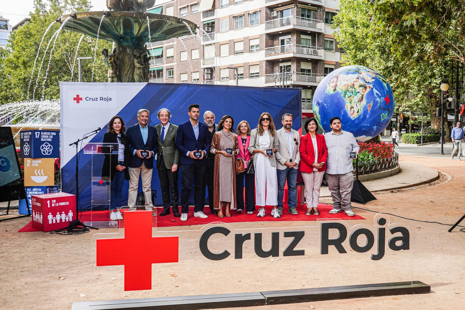 Así ha vivido Granada el Día de la Banderita de Cruz Roja: todas las imágenes