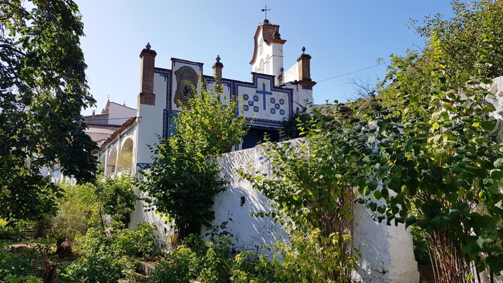 Dormir en un antiguo molino en Linares de la Sierra
